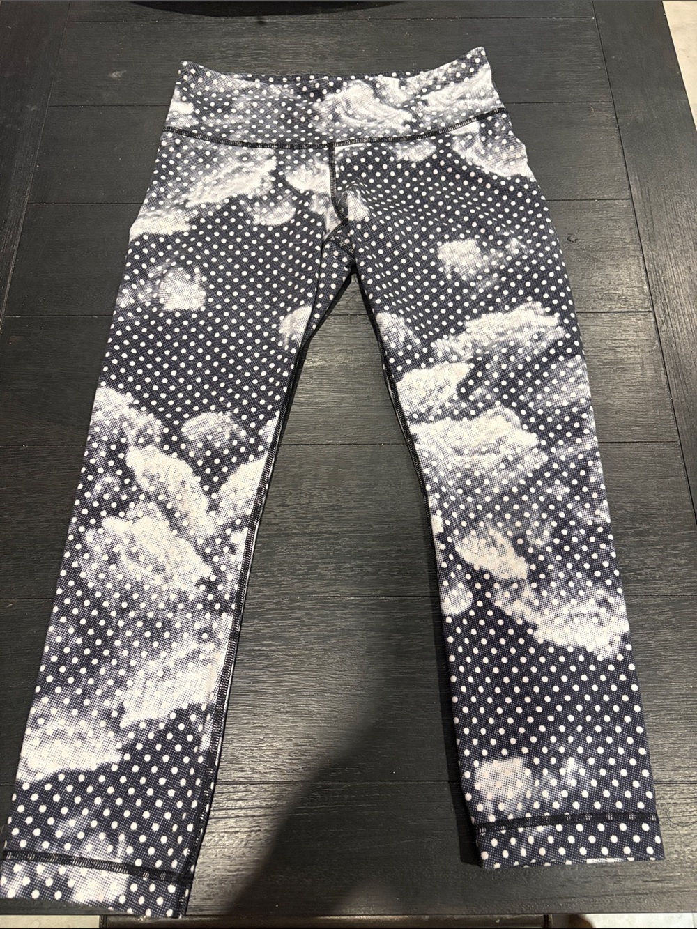 lululemon athletica Womenโs Cloud & Polka Dot Leggings - Black/White 4